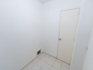 DEPA 112.5 m2   COCHERA EN VENTA EN MAGDALENA LIMITE CON SAN ISIDRO - 4TO PISO