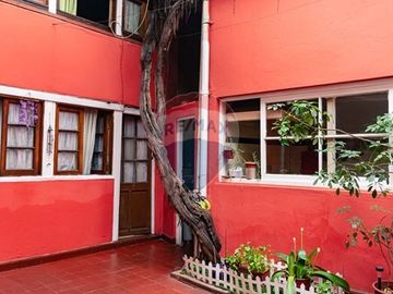 Espacio, historia y plusvalía en Santiago