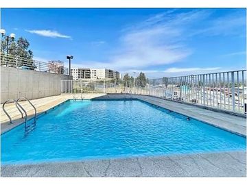 Venta de departamento 3 dormitorios, en condominio en Quilpué.