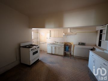 CASA EN VENTA A UNOS PASOS DE AV. LOPEZ MATEOS CERCA DE LA UACJ CD. JUAREZ