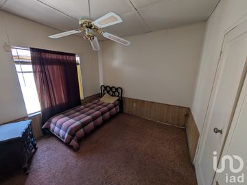 CASA EN VENTA A UNOS PASOS DE AV. LOPEZ MATEOS CERCA DE LA UACJ CD. JUAREZ
