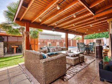 Increíble oportunidad, recibe ofertas!!! Preciosa casa en venta, excelente ubicación, condominio seguro, Peñalolén