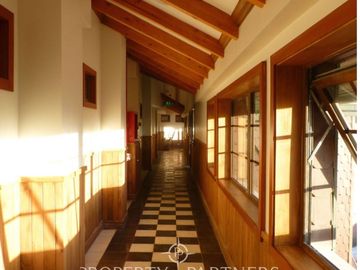 Linda vista a lago y volcanes, gran departamento en venta, Puerto Varas