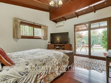 Venta de hermosa y amplia casa en La Reina alta!