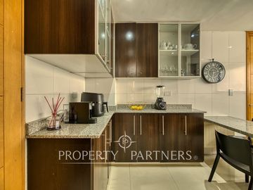 CYBER Descubre esta moderna y funcional casa en venta en condominio en La Reina