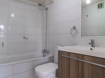 Depatamento 2D/2B en Av. Colombia