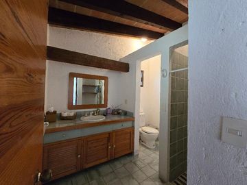 Venta de Casa habitación tipo campestre (Quinta)