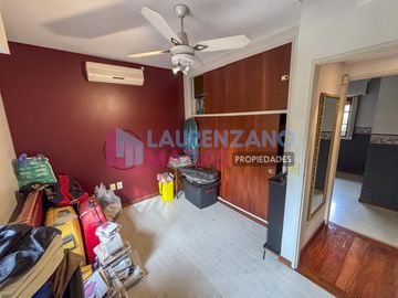 HERMOSA CASA CON PISCINA, GARAGE, JARDIN Y QUINCHO EN BARRIO CORNELIO SAAVEDRA