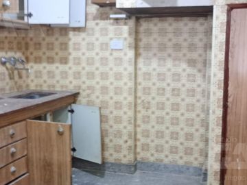 Chalet multifamiliar con amplio jardin y cocheras
