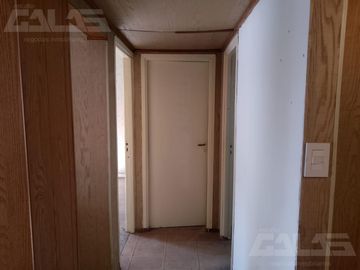 Chalet multifamiliar con amplio jardin y cocheras