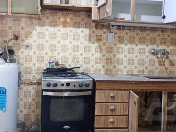 Chalet multifamiliar con amplio jardin y cocheras