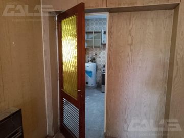 Chalet multifamiliar con amplio jardin y cocheras
