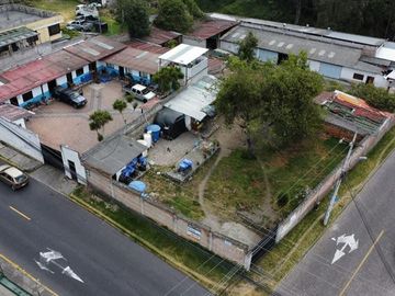 Terreno esquinero en  venta sector el Condado
