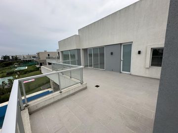 Casa En Venta, Puertos Del Lago