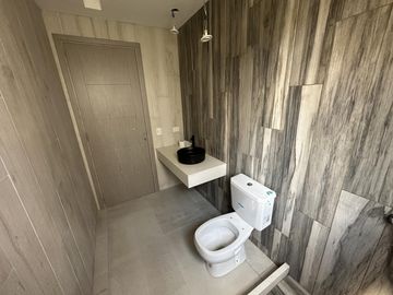 Casa En Venta, Puertos Del Lago