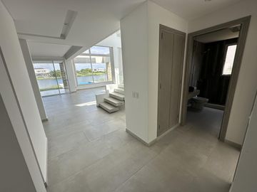 Casa En Venta, Puertos Del Lago