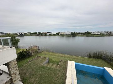 Casa En Venta, Puertos Del Lago
