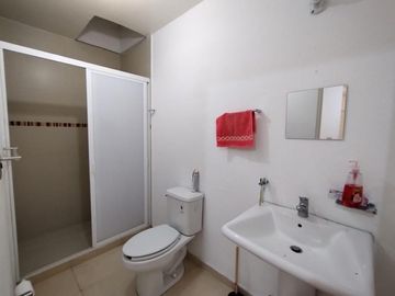 CASA EN FRACCIONAMIENTO EN VENTA EN VILLA PALMAS, QUERÉTARO