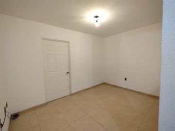 CASA EN FRACCIONAMIENTO EN VENTA EN VILLA PALMAS, QUERÉTARO