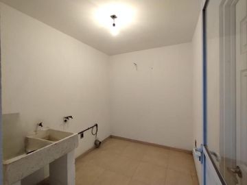 CASA EN FRACCIONAMIENTO EN VENTA EN VILLA PALMAS, QUERÉTARO