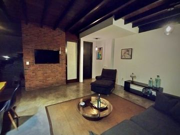DEPARTAMENTO EN VENTA  EN CALZADA DE LOS REYES