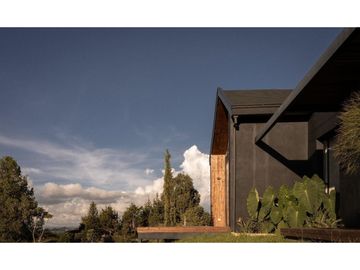 Hermosa casa campestre en venta sector el Canadá