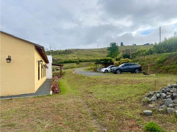 CASA CAMPESTRE EN VENTA, EL CARMEN, DAGUA, VALLE DEL CAUCA