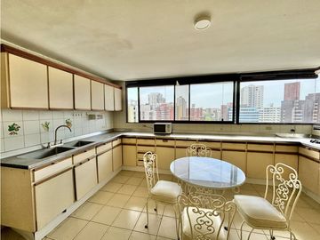 VENDO APARTAMENTO 454MTS. 4 ALCOBAS. ALTO PRADO