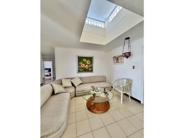 VENDO APARTAMENTO 454MTS. 4 ALCOBAS. ALTO PRADO