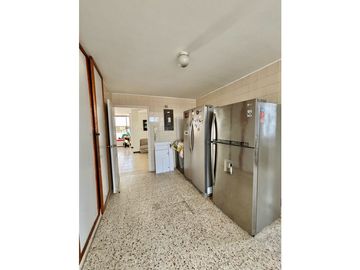 VENDO APARTAMENTO 454MTS. 4 ALCOBAS. ALTO PRADO