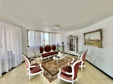VENDO APARTAMENTO 454MTS. 4 ALCOBAS. ALTO PRADO