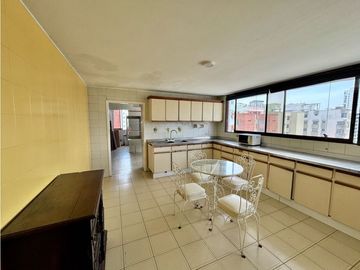 VENDO APARTAMENTO 454MTS. 4 ALCOBAS. ALTO PRADO