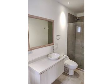 Finca en venta en condominio campestre - Lago Calima El Darién Valle