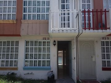 Casa en venta en Los Héroes Tecámac, sección Bosques