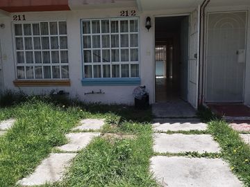 Casa en venta en Los Héroes Tecámac, sección Bosques