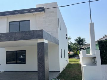 CASA TEMIXCO RESIDENCIA NUEVA EN CLOSTER EN LOMAS DE COCOYOC