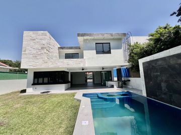 CASA TEMIXCO RESIDENCIA NUEVA EN CLOSTER EN LOMAS DE COCOYOC