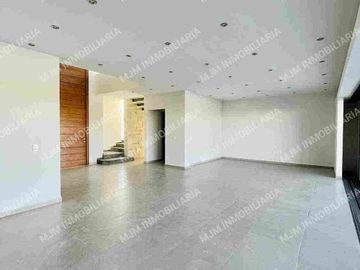 CASA EBRO MODERNA RESIDENCIA EN LOMAS COCOYOC