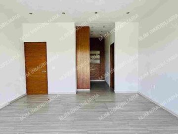 CASA EBRO MODERNA RESIDENCIA EN LOMAS COCOYOC
