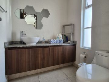 CASA EN VENTA EN VILLA TOSCANA III, TOLUCA