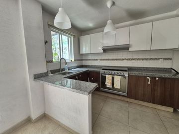CASA EN VENTA EN VILLA TOSCANA III, TOLUCA