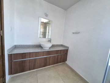CASA EN VENTA EN VILLA TOSCANA III, TOLUCA