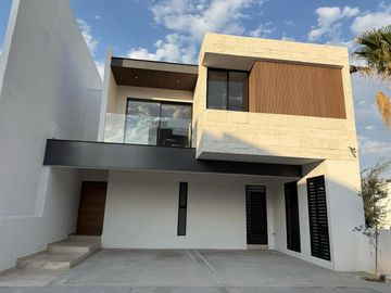 Casa en venta San Ángel 5
