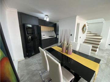 Casa en conjunto cerrado en venta sector Avenida 19 Norte