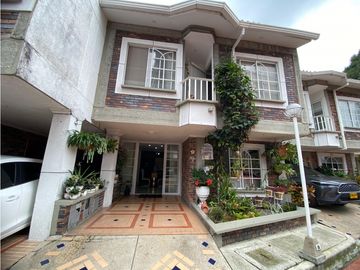Casa en conjunto cerrado en venta sector Avenida 19 Norte