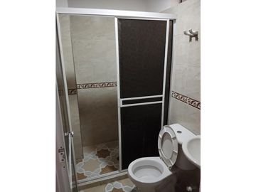 VENTA CASA DE DOS PISOS EN NUEVA FLORESTA CN W: 9101481
