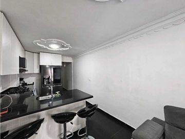 VENTA CASA DE DOS PISOS EN NUEVA FLORESTA CN W: 9101481