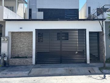 CASA EN VENTA EN VALLE AZUL APODACA