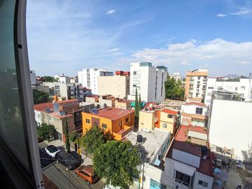 Departamento en Venta con balcón en Carmen Benito Juárez Cdmx