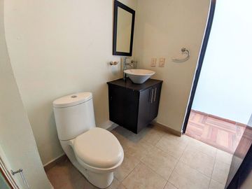 Departamento en Venta con balcón en Carmen Benito Juárez Cdmx